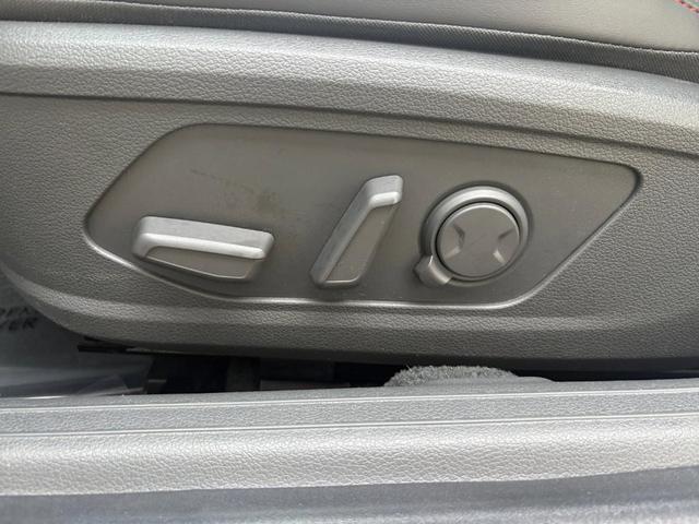 Photo of 2022 White Hyundai SONATA