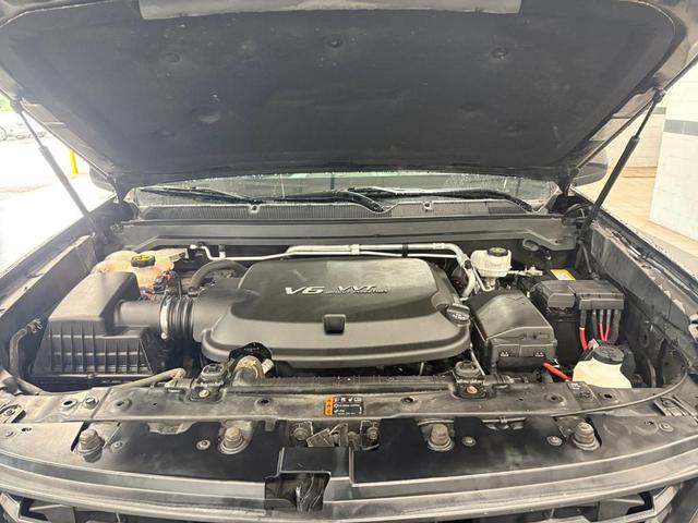 Photo of 2019 Black Chevrolet Colorado