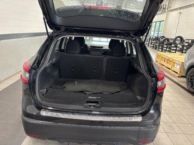 Photo of 2022 Magnetic Black Nissan Rogue Sport