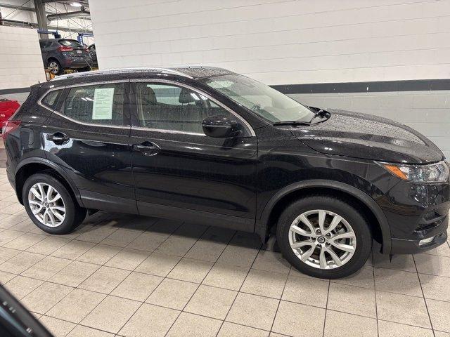 Photo of 2022 Magnetic Black Nissan Rogue Sport