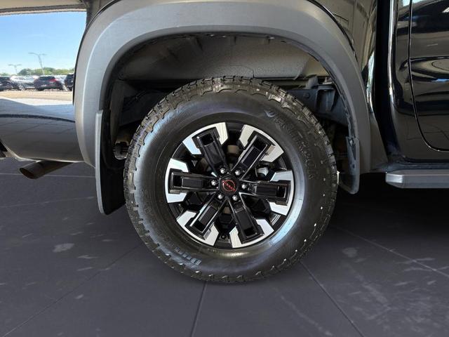 Photo of 2023 Black Nissan Frontier