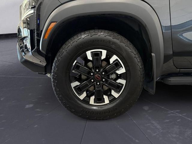 Photo of 2023 Black Nissan Frontier