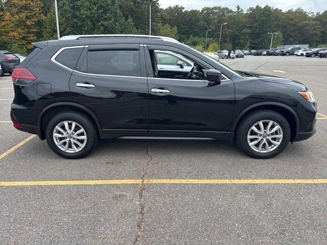 Photo of 2019 Magnetic Black Nissan Rogue