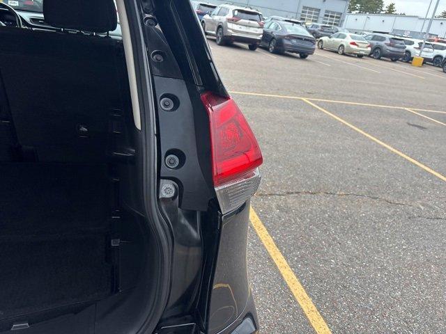 Photo of 2019 Magnetic Black Nissan Rogue