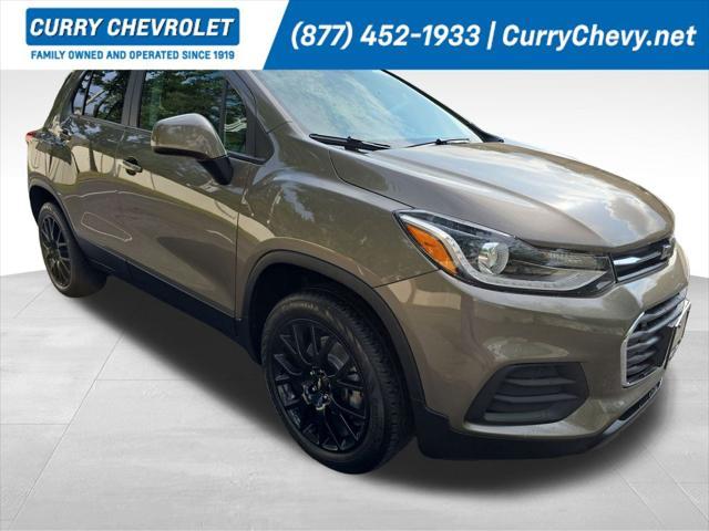 Photo of 2022 Stone Gray Metallic Chevrolet Trax