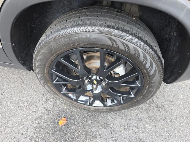 Photo of 2022 Stone Gray Metallic Chevrolet Trax
