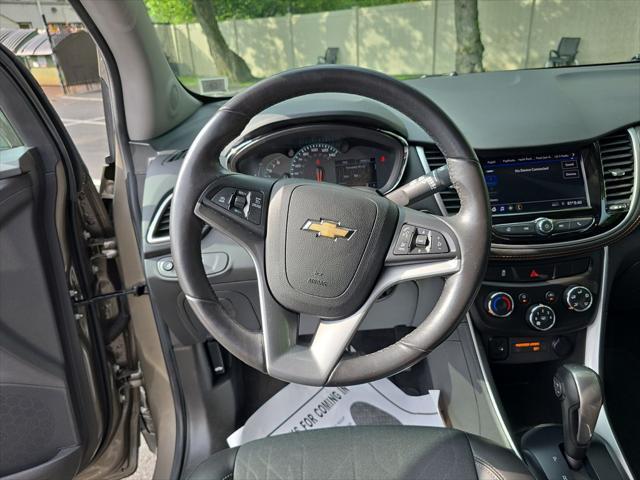 Photo of 2022 Stone Gray Metallic Chevrolet Trax