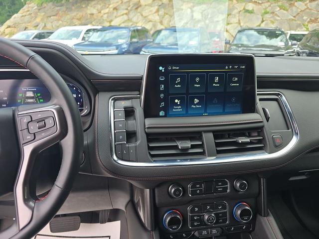 Photo of 2024 Black Chevrolet Suburban