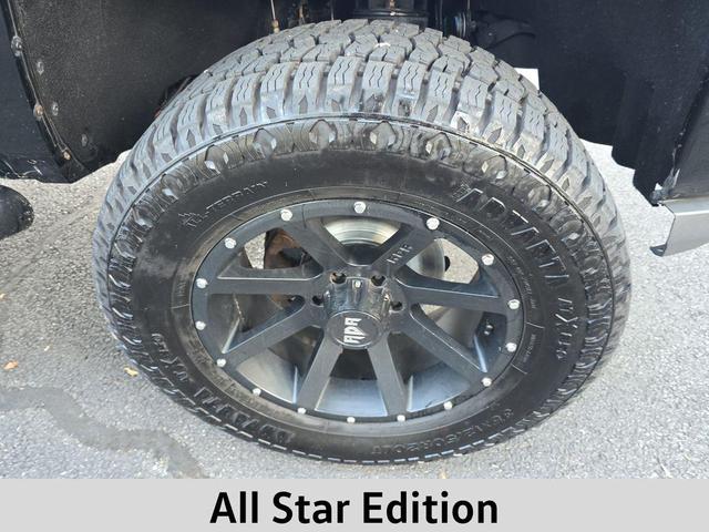 Photo of 2016 Black Chevrolet Silverado 1500