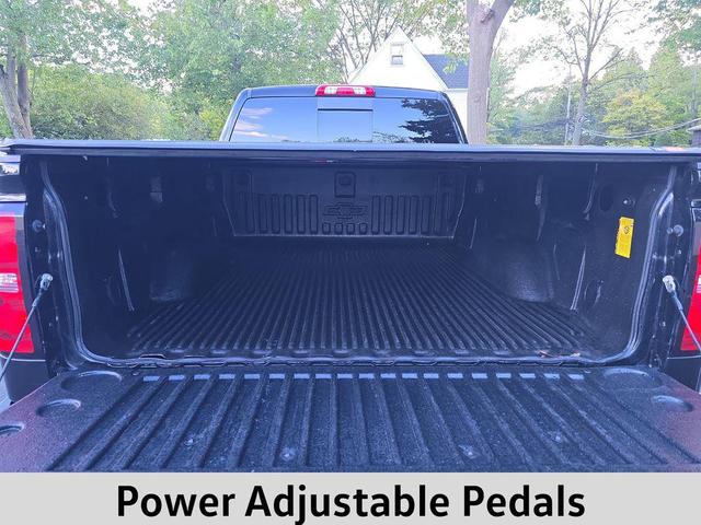 Photo of 2016 Black Chevrolet Silverado 1500