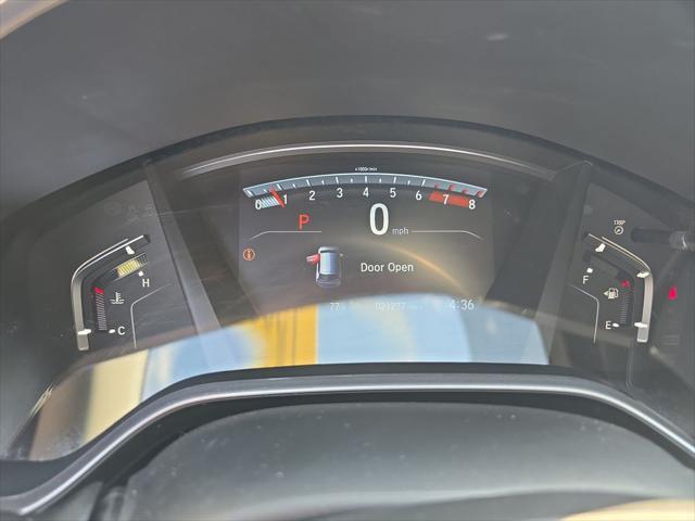Photo of 2022 Platinum White Pearl Honda CR-V