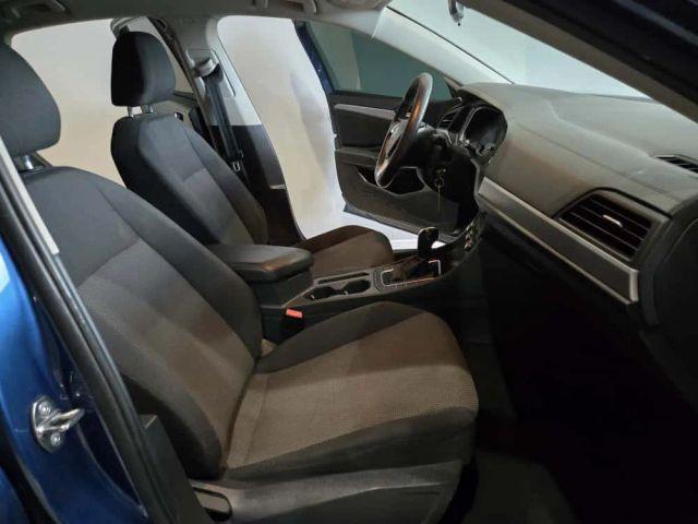 Photo of 2019 Silk Blue Metallic Volkswagen Jetta