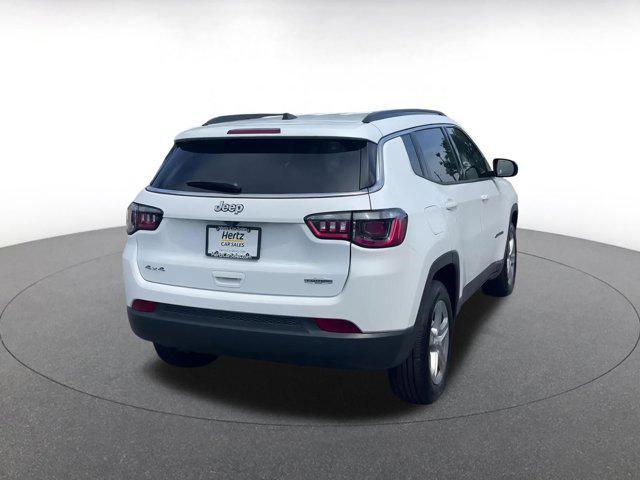 Photo of 2023 Bright White Clearcoat Jeep Compass