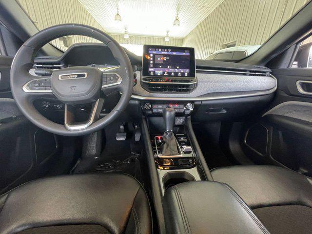 Photo of 2023 Bright White Clearcoat Jeep Compass