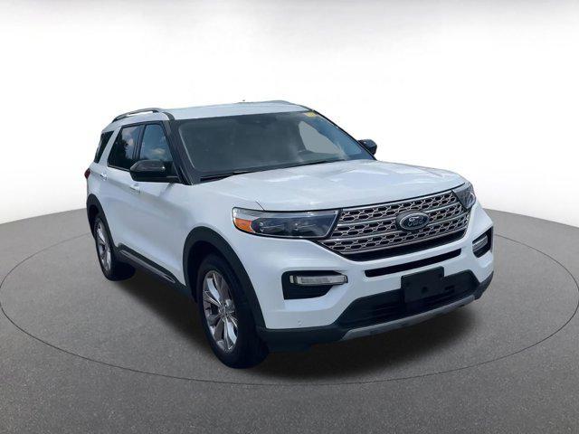 Photo of 2023 Oxford White Ford Explorer