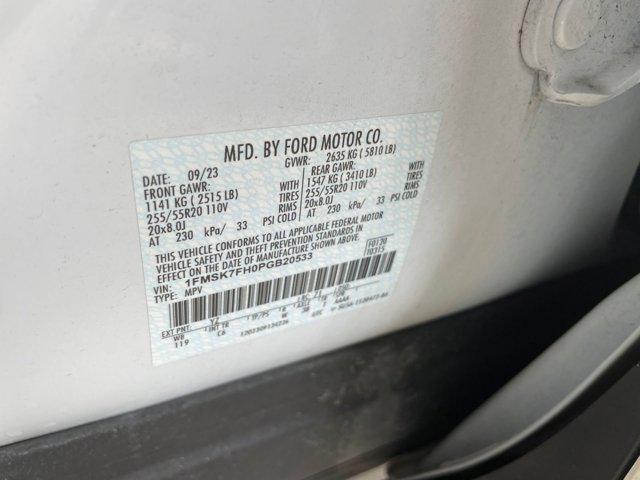 Photo of 2023 Oxford White Ford Explorer