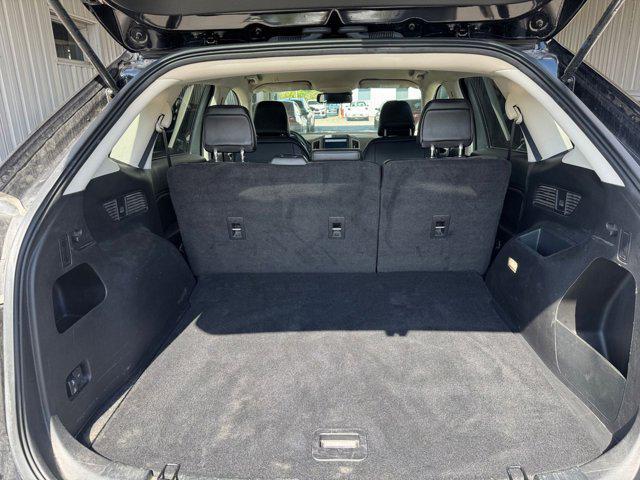 Photo of 2024 Agate Black Metallic Ford Edge