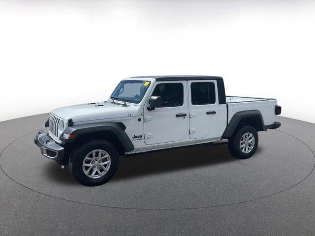Photo of 2023 Bright White Clearcoat Jeep Gladiator