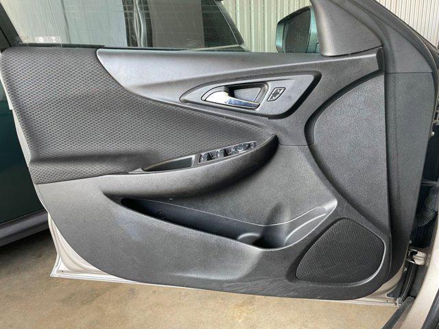 Photo of 2023 Mineral Gray Metallic Chevrolet Malibu