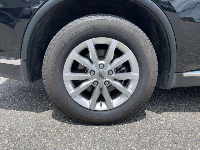 Photo of 2023 DB Black Clearcoat Dodge Durango