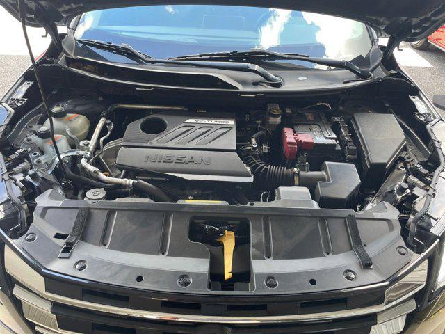 Photo of 2024 Gun Metallic Nissan Rogue