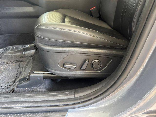 Photo of 2024 Everlasting Silver Kia Sorento