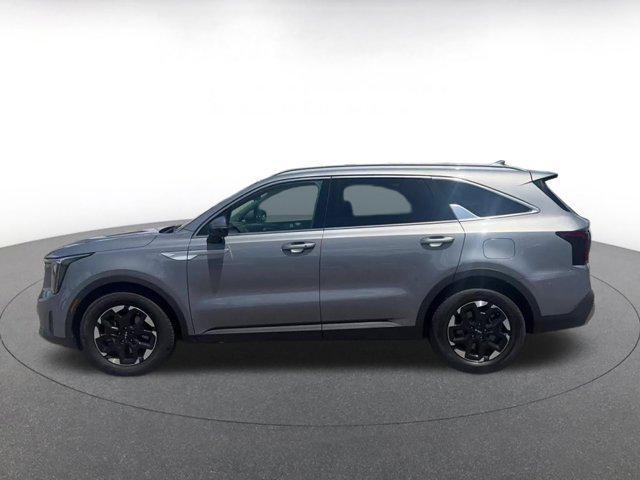 Photo of 2024 Everlasting Silver Kia Sorento