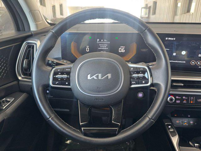 Photo of 2024 Everlasting Silver Kia Sorento