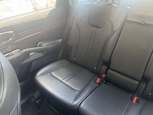 Photo of 2024 Everlasting Silver Kia Sorento