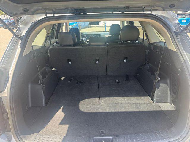 Photo of 2024 Everlasting Silver Kia Sorento