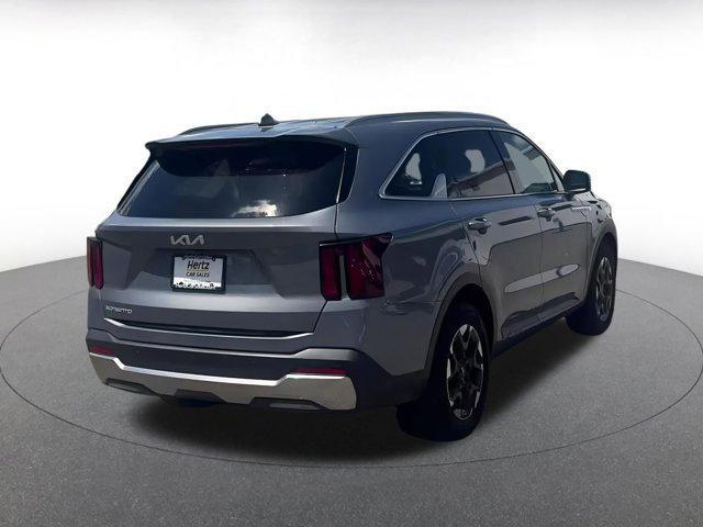 Photo of 2024 Everlasting Silver Kia Sorento