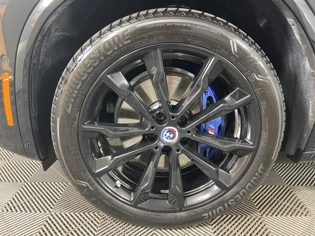 Photo of 2023 Black Sapphire Metallic BMW X4