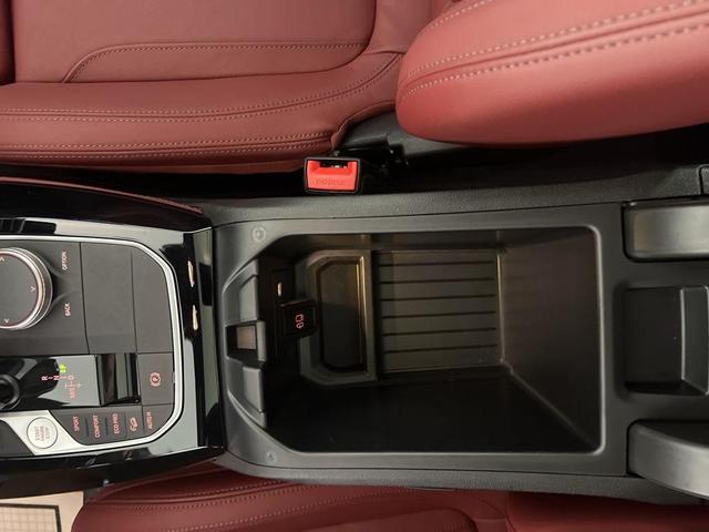 Photo of 2023 Black Sapphire Metallic BMW X4