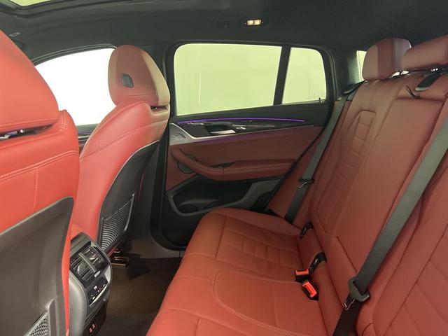 Photo of 2023 Black Sapphire Metallic BMW X4