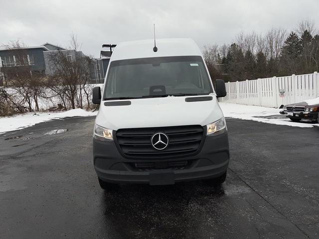 Photo of 2025 White Mercedes-Benz Sprinter 2500