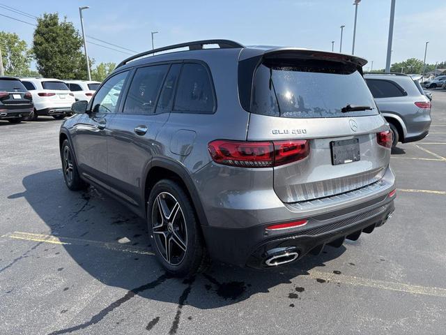 Photo of 2023 Mountain Grey Metallic Mercedes-Benz GLB 250