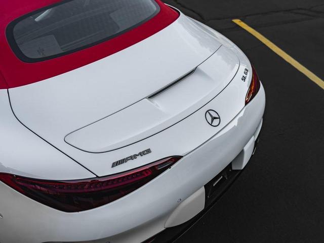 Photo of 2023 MANUFAKTUR Moonlight White Metallic Mercedes-Benz AMG SL 63