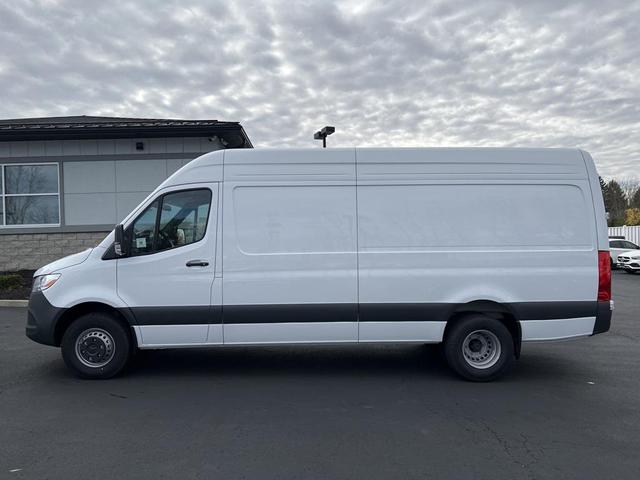 Photo of 2025 White Mercedes-Benz Sprinter 3500XD