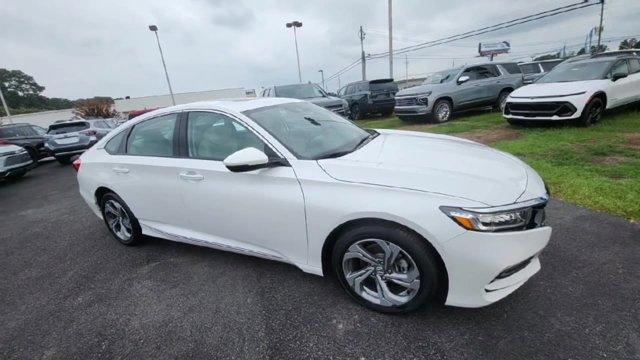 Photo of 2020 Platinum White Pearl Honda Accord
