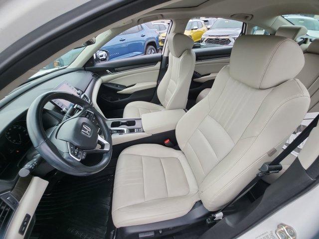 Photo of 2020 Platinum White Pearl Honda Accord