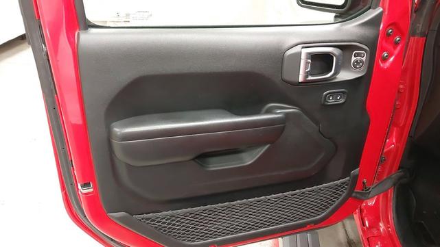 Photo of 2020 Firecracker Red Clearcoat Jeep Wrangler Unlimited