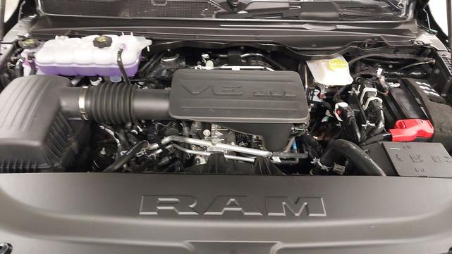 Photo of 2025 Granite Crystal Metallic Clearcoat RAM 1500