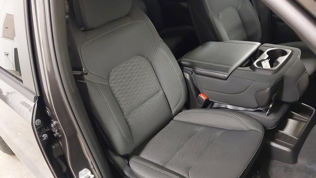 Photo of 2025 Granite Crystal Metallic Clearcoat RAM 1500