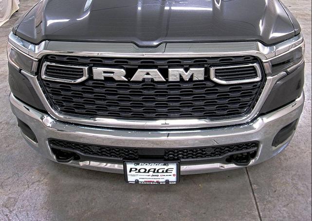 Photo of 2025 Granite Crystal Metallic Clearcoat RAM 1500