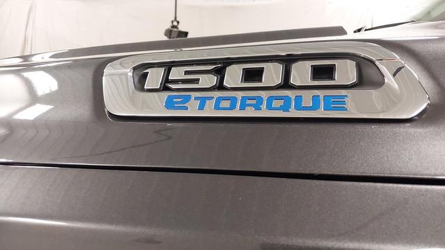 Photo of 2025 Granite Crystal Metallic Clearcoat RAM 1500