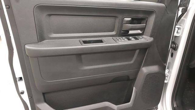 Photo of 2025 Bright White Clearcoat RAM 2500