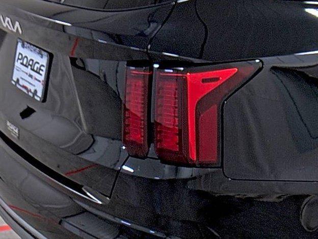 Photo of 2023 Ebony Black Kia Sorento