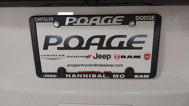 Photo of 2024 Bright White Clearcoat Chrysler Pacifica
