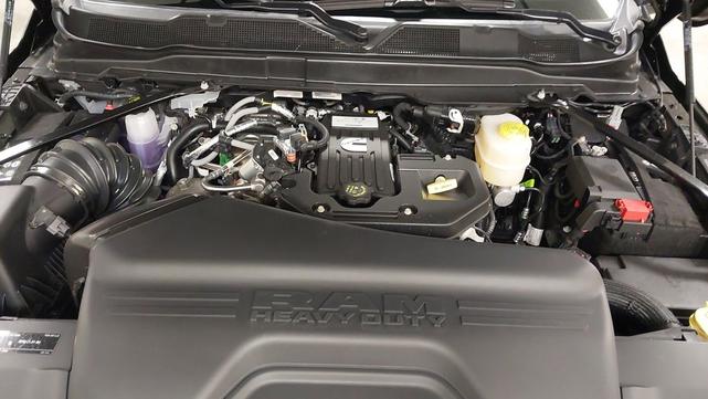 Photo of 2025 Diamond Black Crystal Pearlcoat RAM 2500