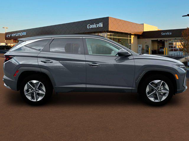 Photo of 2025 Ecotronic Gray Hyundai TUCSON